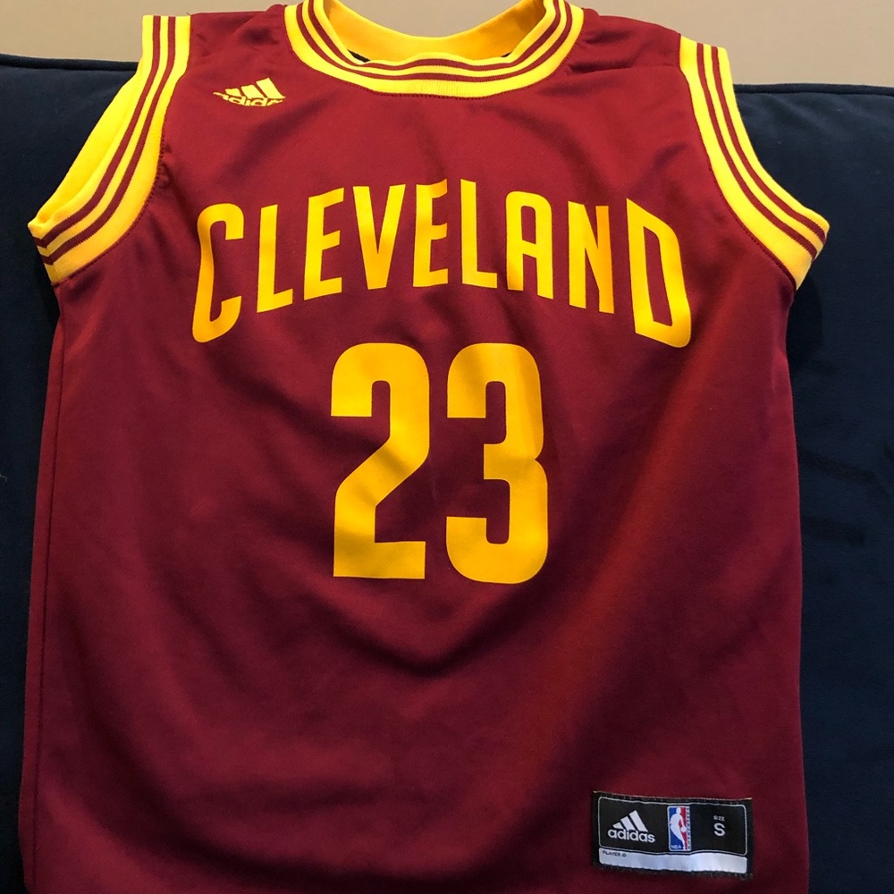 NBA LeBron James Cavs jersey for kids